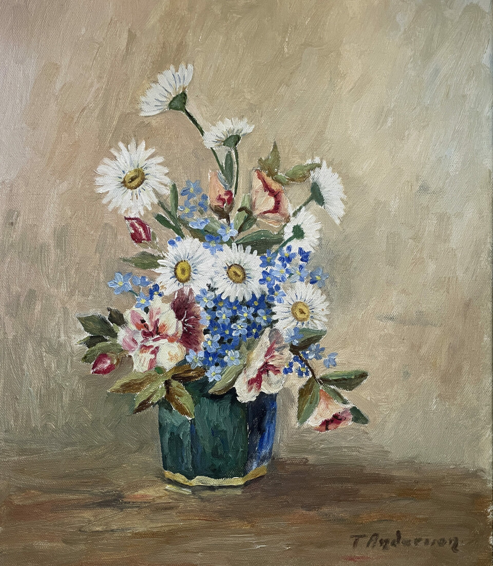 Ett tidigt blomsterstilleben av Tor Andersson, troligen målat på 1950-talet. Olja på duk. Privat ägo.