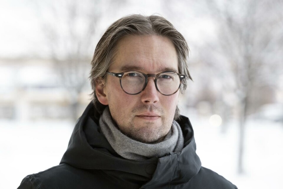 Efter flera år runt om i världen har nu Daniel och hans familj landat på Åland. Han känner en trygghet i att hans son i dag går i samma skola som han själv gått i. Efter flera år runt om i världen har nu Daniel och hans familj landat på Åland. Han känner en trygghet i att hans son i dag går i samma skola som han själv gått i. Daniel Eriksson