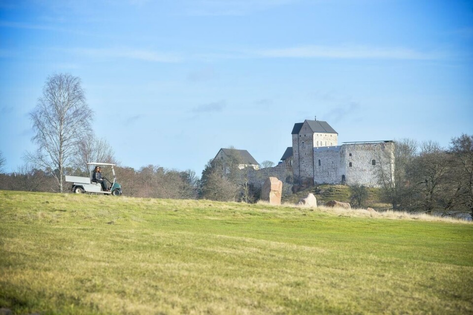 ÅGK har ömsesidigt med företaget Nelson & Vecchio bestämt sig för att avsluta avtalet kring ombyggnationen av Slottsbanan i förtid. Detta är en av flera åtgärder som styrelsen beslutat om för att spara pengar. Foto: Hülya Tokur-Ehres