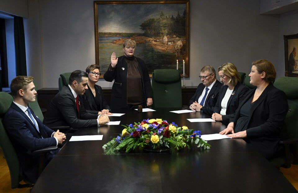 Är det dags att skrota landskapsregeringen?