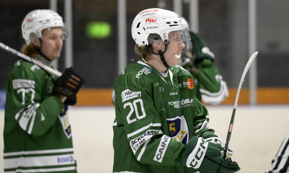 Hockeyherrarna föll på Värmdö