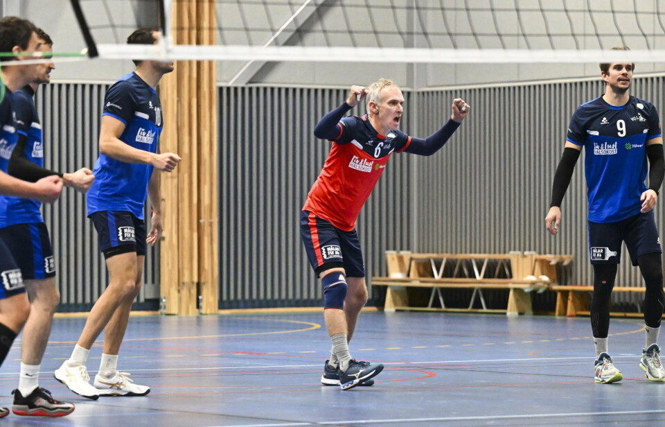 JIK-herrarna gick på pumpen igen
