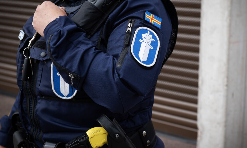 Körde ifrån polis två gånger – får fängelse