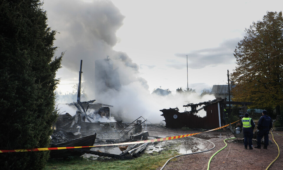 Ägaren till huset som brann på Föglö: ”Vi hade hönor i ladugården”