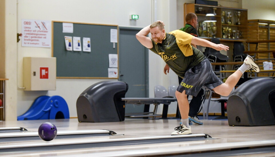 Oskar Welin är ordförande för Ålands bowlingförbund.