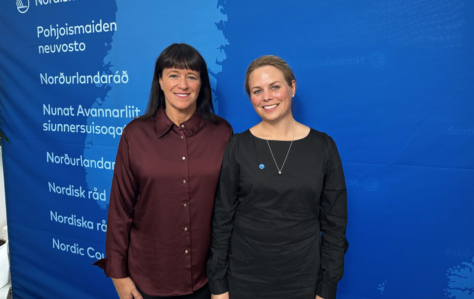 Ålands representanter Annette Holmberg-Jansson (till vänster) och Liz Mattsson var med och skrev historia när Nordiska rådet höll session i Stockholm.