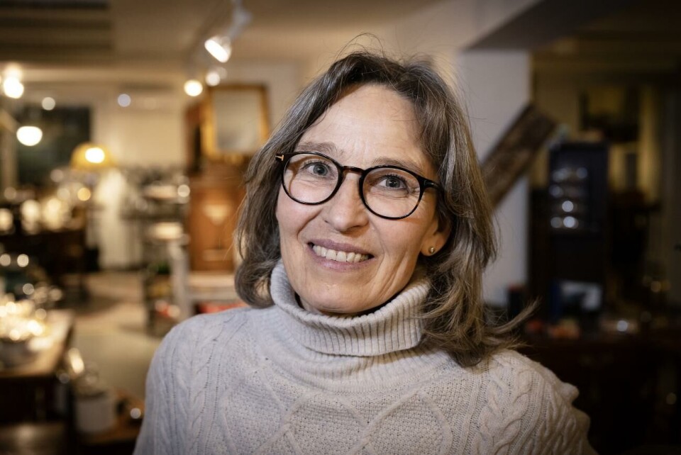 Denise älskar livet och livet älskar Denise Denise beskriver förra året som ett tufft år att vara butiksägare på. Men hon ser Patina som sitt fjärde barn och är villig att jobba hårt för att hålla butiken och drömmen vid liv.