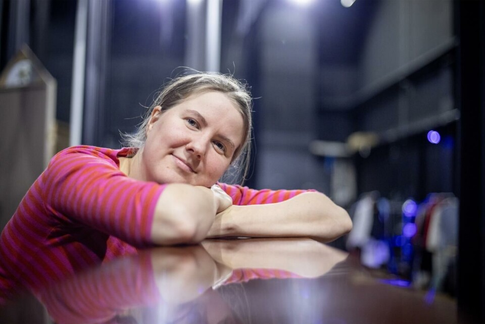 En dag vill Ulrika skapa en klätterställning i form av en val i naturlig storlek. Hon månar om att hennes konst ska finnas där människor rör sig och vara tillgänglig för alla. En dag vill Ulrika skapa en klätterställning i form av en val i naturlig storlek. Hon månar om att hennes konst ska finnas där människor rör sig och vara tillgänglig för alla.