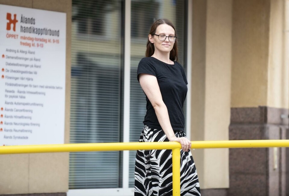 Stora utmaningar för tillgängligheten i kommunerna Erika Elfsberg är kommunikatör på Funktionsrätt Åland och har även varit projektledare i kartläggningen om kommunernas tillgänglighet.