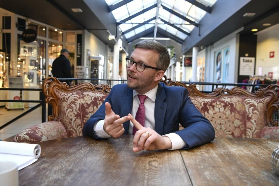 Ålands riksdagsledamot Mats Löfström menar att finska regeringen fått en tydlig markering att den åländska gränsen ska behandlas likadant som gränsen i norr.