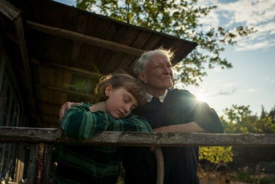 I januari blir Tove Jansson hyllade roman ”Sommarboken” film. Tove Jansson spenderade en del tid på Åland. Bland annat bodde hon i Nordbergs bagarstuga på Svinö i Lumparland under en period. På Hanelius pensionat i Lemström bodde hon 1945, när hon skrev på ”Kometjakten'.