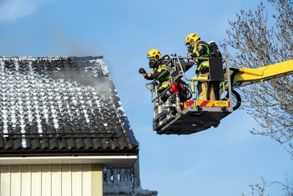 Ingen person kom till skada vid bränderna.