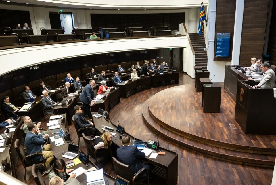 Det första lagtingsåret av mandatperiodens fyra är lagt till handlingarna. Vilka partier har stärkt sina positioner och vilka har försvagats? Foto: Robert Jansson Det första lagtingsåret av mandatperiodens fyra är lagt till handlingarna. Vilka partier har stärkt sina positioner och vilka har försvagats? Robert Jansson