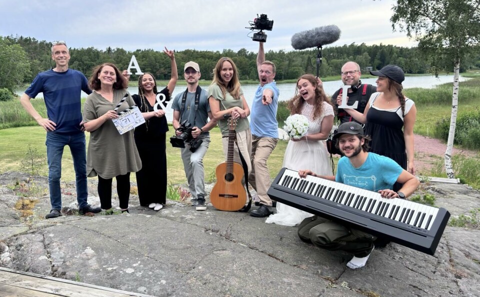Långfilm med familjefokus spelades in på Åland Teamet vid inspelningsplatsen i Lemland. Hela filmen spelades in på samma plats. Privat