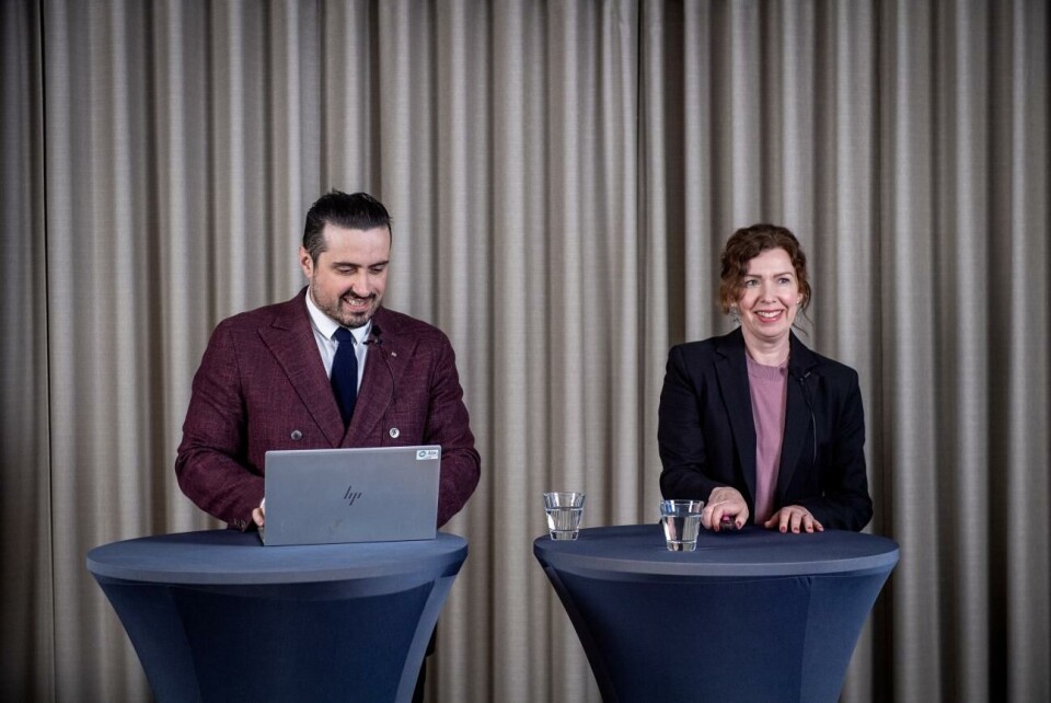 Social- och hälsovårdsminister Arsim Zekaj och specialsakkunnig Susanne Broman presenterade åtgärdsprogrammet.