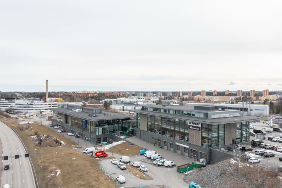 Avtalet som innebär att Mälaråsen avyttrar hela sin fastighetsportfölj för 1,2 miljarder kronor till Nordisk Renting skrevs på i måndags.