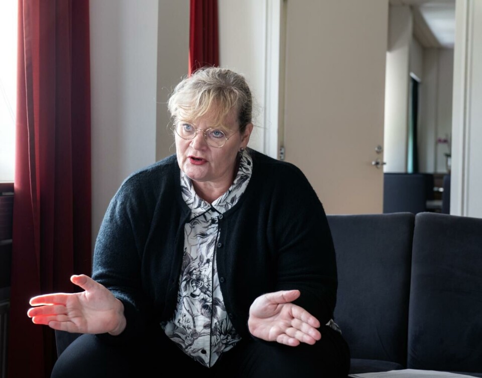 ”Avhopp verkar vara det nya normala” Arbetet med självstyrelselagen kan inte lösas med juridik, det måste lösas med politik, säger lantråd Katrin Sjögren (Lib).