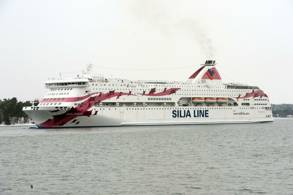 Baltic Princess sparar bunker genom att korta av resan under lågsäsong. Sjöfart, Silja Line, Baltic Princess
