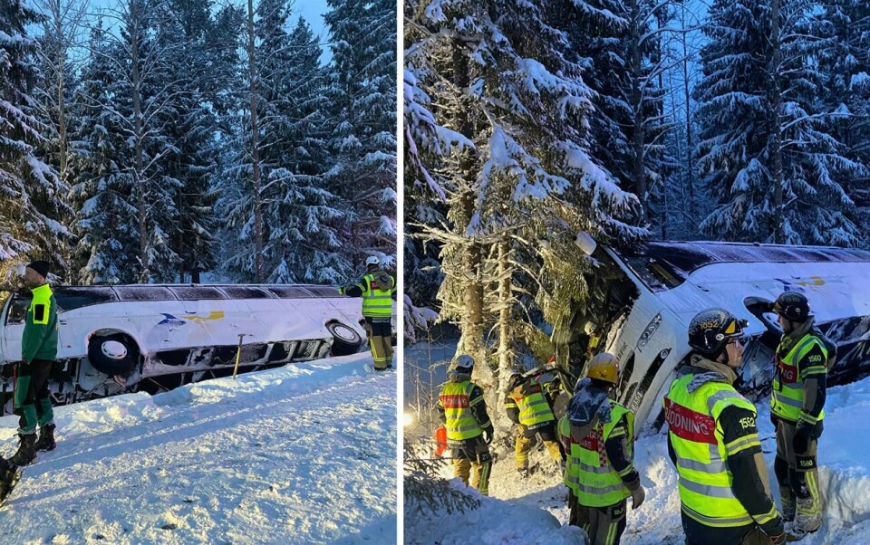 Eckeröbuss i diket – passagerare evakueras