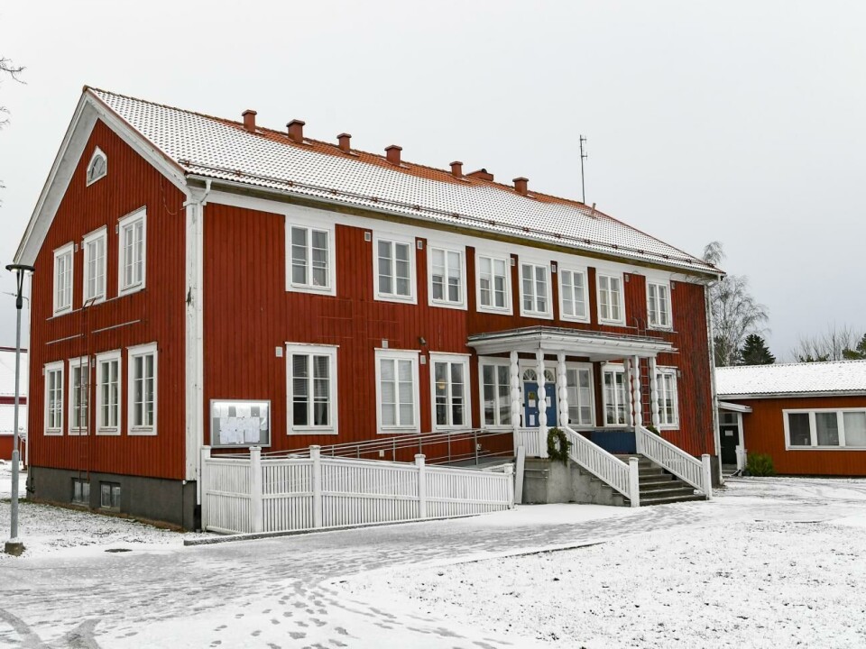 Finströms kommun har vidtagit en del åtgärder för att spara, och diskussionerna fortsätter.