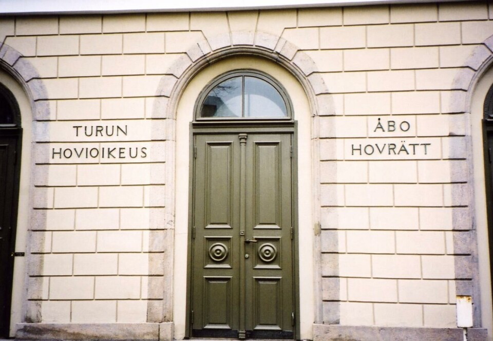 Hovrätten ändrade straff i omfattande brottshärva Åbo hovrätt gör vissa ändringar i Ålands tingsrätts domar i en omfattande brottshärva där många unga män dömdes.