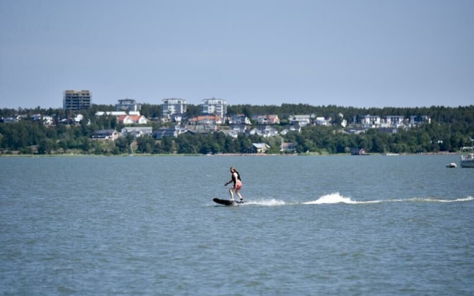 Casimir Uotinen, Jetboard-test, Lilla holmen, sommar, vattensporterFoto: Hülya Tokur-Ehres