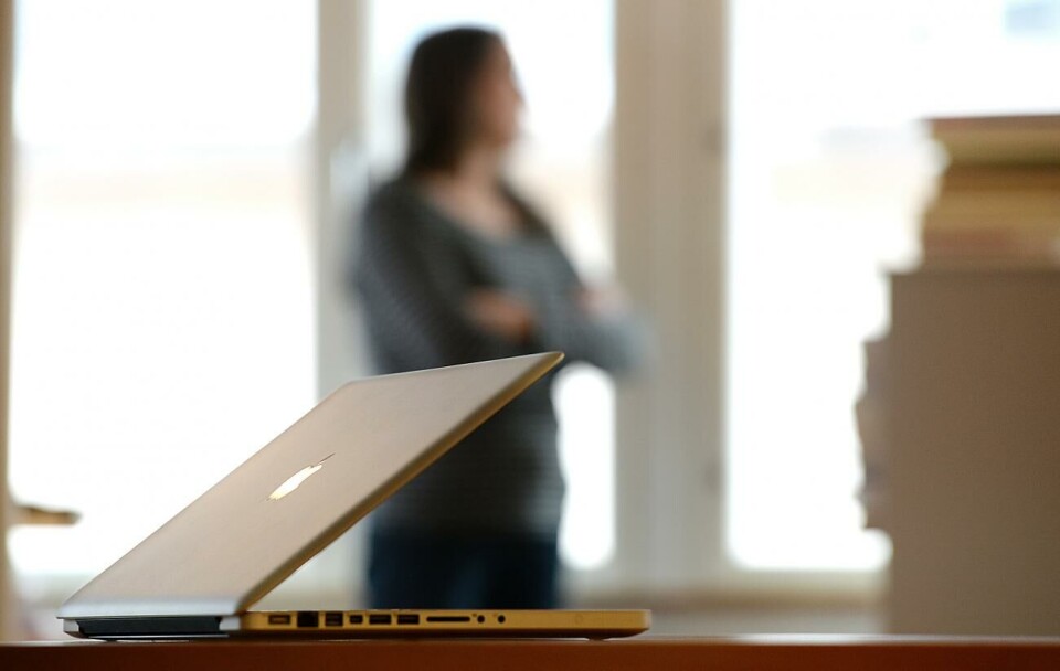 ”Rådgivning är tillåten endast i begränsade situationer och får inte äventyra tillsynsmyndighetens kärnuppgift”, skriver JK. Dator, elektronik, skrot, sopor