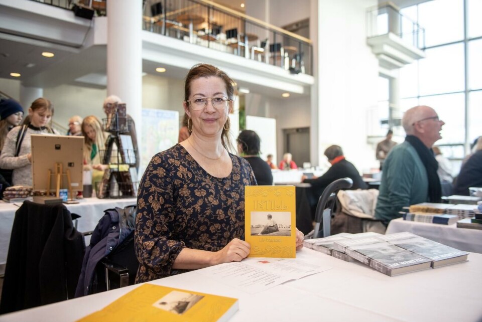Liv Wentzels nya roman recenseras i dag. Liv Wentzel, Bokmässa, Alandica *** Local Caption *** @Bildtext:Liv Wentzel är aktuell med den nya romanen Intill, som är en fortsättning på Tillhanda