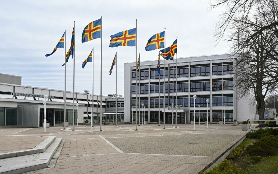 Landskapet vinner två fall i Marknadsdomstolen