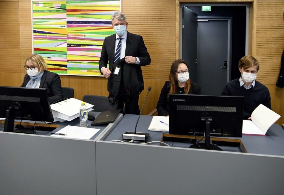 LR:s advokat Charlotta Sandell och Daniel Widman förde landskapets talan. Yvonne Österlund och Magnus Unger representerade LR i tingsrätten