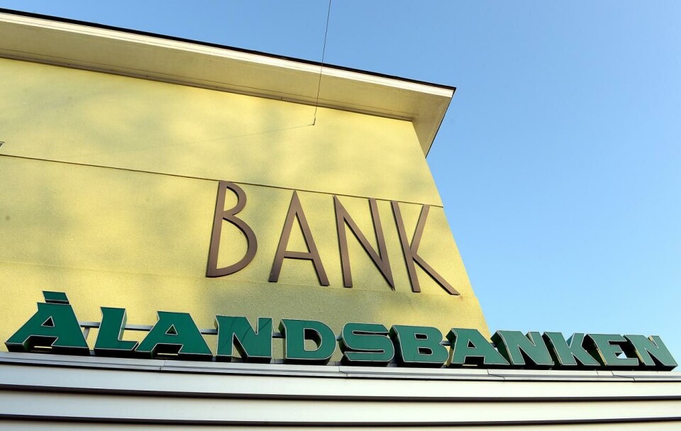Ålandsbanken överlåter sin svenska bolåneportfölj