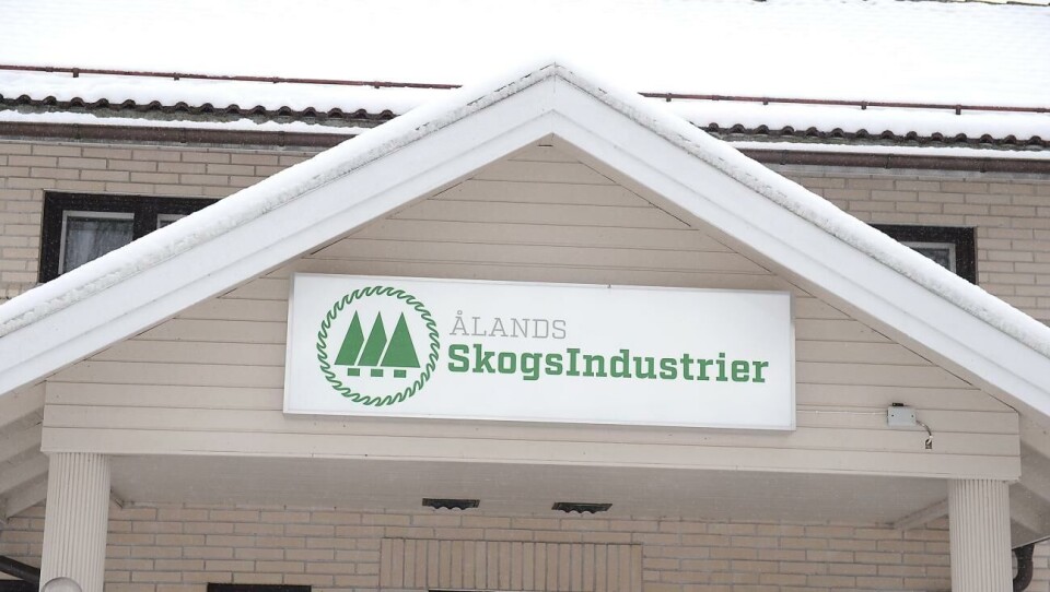 ”Vi får konstatera att vi är nöjda med fjolåret och att det gick bra.Vi förbättrar alla våra nyckeltal”, säger Ålands skogsindustriers vd Anders Mattsson. 220218,22022018,20180222,Ålands skogsindustrier, skog, godby, huvudkontor *** Local Caption *** @Bildtext:Tack vare bättre marginaler och att man kunde höja förädlingsvärdet i produktionen redovisar Ålands skogsindustrier sitt bästa resultat någonsin för 2021.Foto: Sofia Södergårdh