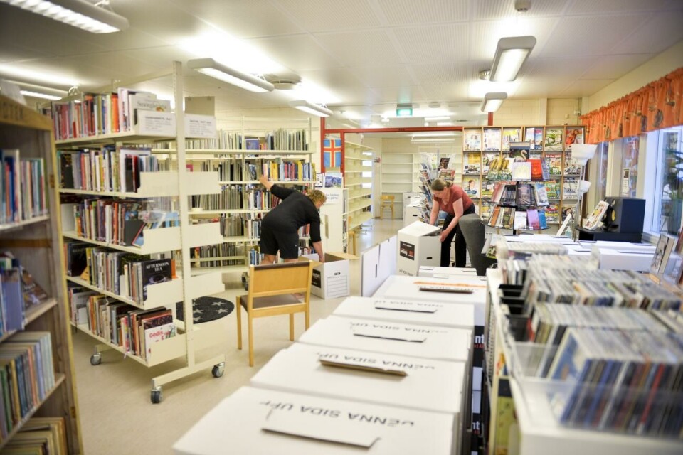 Nu flyttar Jomalas bibliotek