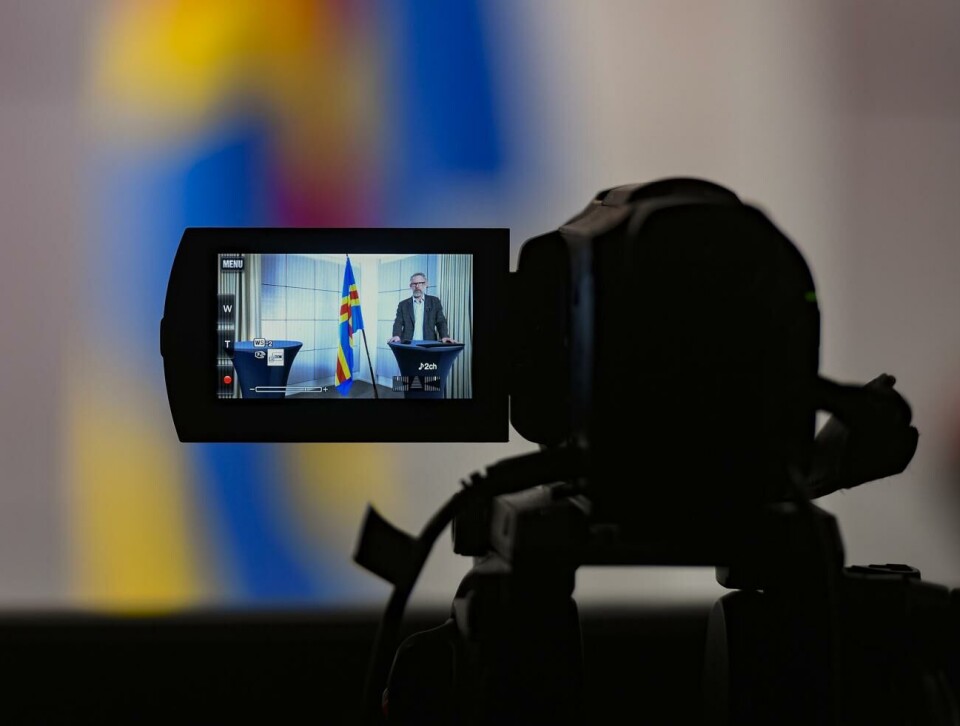 Landskapsregeringen har antagit en reviderad handlingsplan för hantering av covid-19 på Åland.