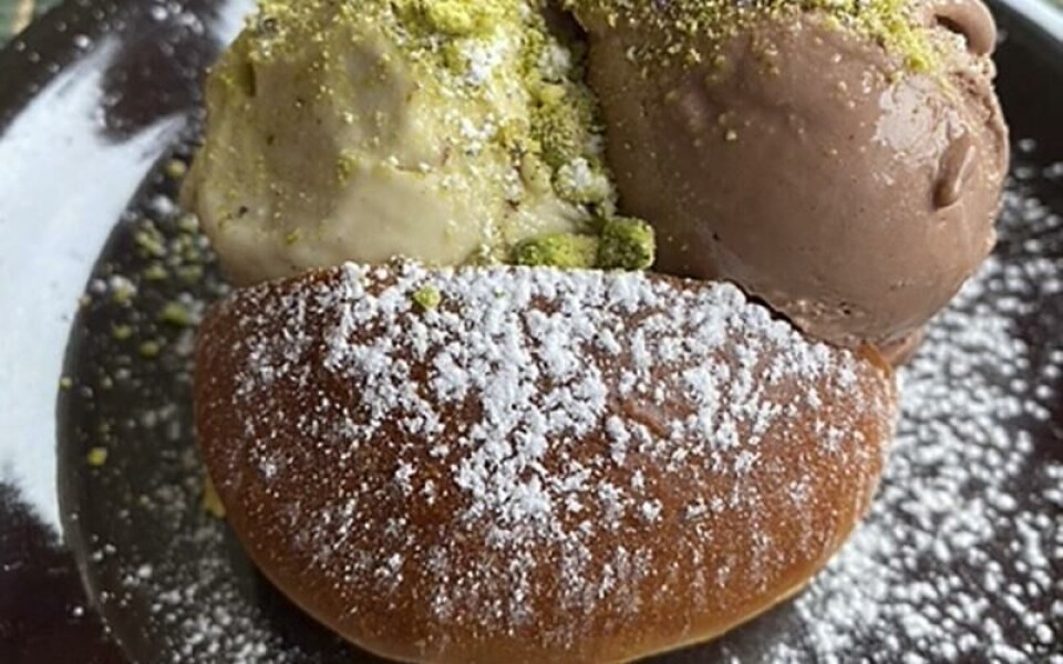 Italiensk glass gelato serveras i olika smaker.<@Fotograf>PrivatFoto: