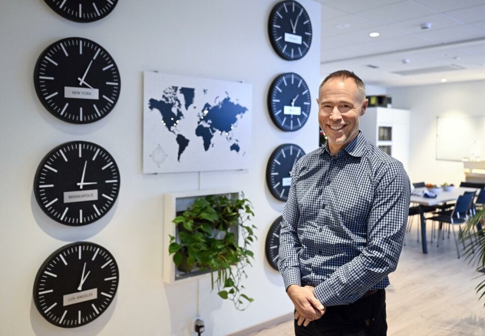 Optinova växer så det knakar – över 100 nya anställda i år Optinovas vd Rom Mendel säger att bolaget för närvarande växer snabbt. Framför allt är det en hög efterfrågan på medicintekniska slangprodukter som driver affären.