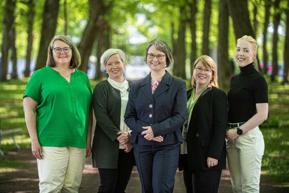Jeanette Blom, Riika Mandelin-Hakala, Riitta Sulameri, Anu Ikonen och okänd från arbetarskyddet vid Regionförvaltningsverket Sydvästra Finland.