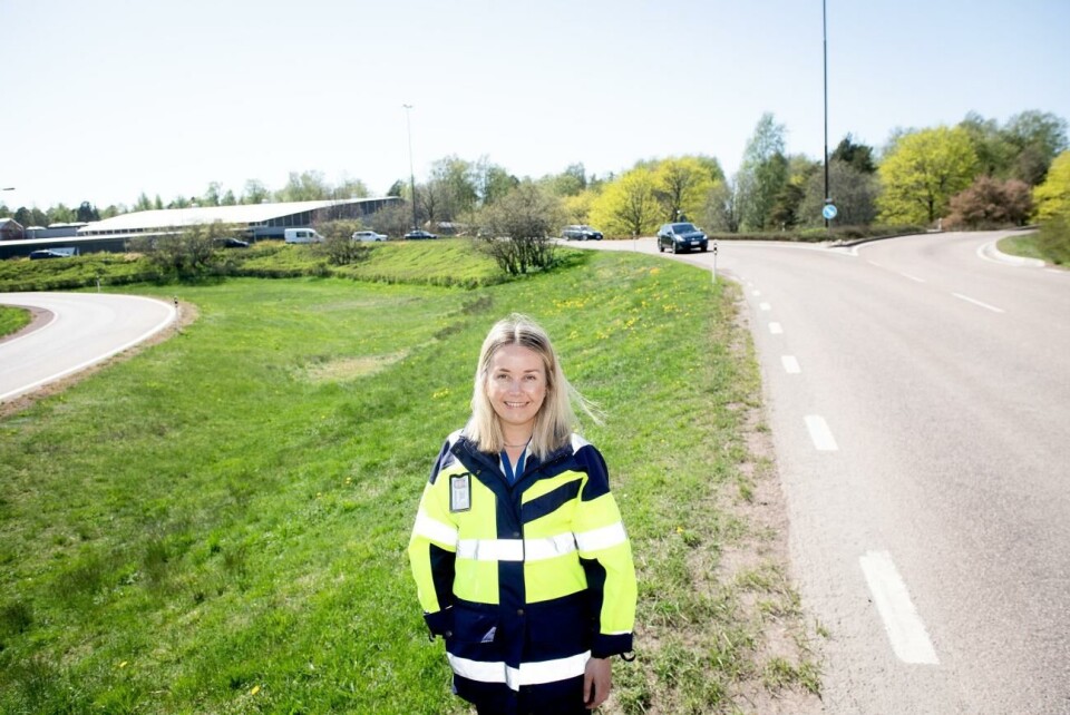 ”Vi ska informera i takt med att vi får de nya märkena”, säger Elin Roselius som är chef för landskapets vägnätsbyrå.