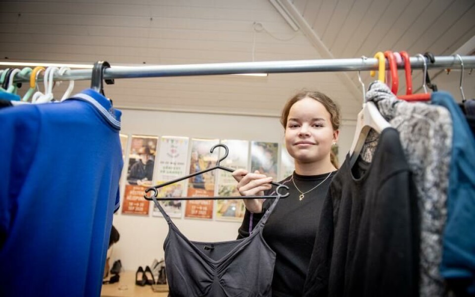 Nikki Heino har hittat ett linne. ”Jag tycker det är jättebra”, säger hon om klädbytardagen.Foto: Hülya Tokur-Ehres