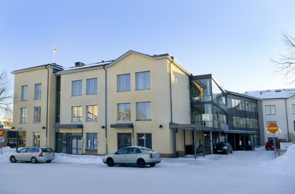 Tidskrävande hitta vikarier – äldrenämnd söker förslag Det har gjorts stickprover inom stadens äldreomsorg som visar hur personaldimensioneringen ser ut i verkligheten.@Rubrik_nyhet