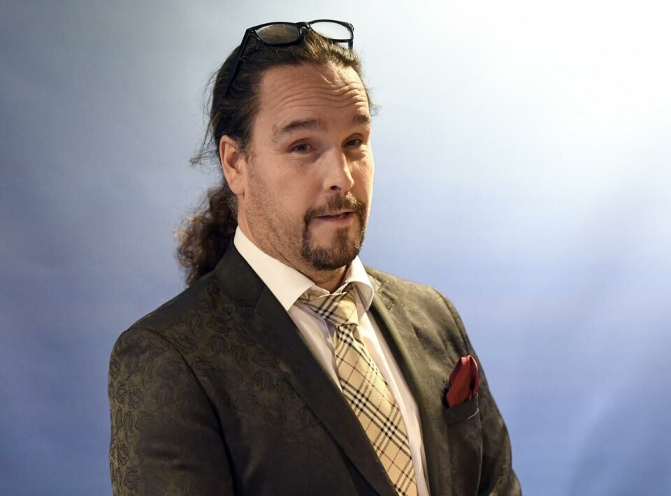 Totalt tre Sverigeresor för näringsministern Fredrik Karlström.