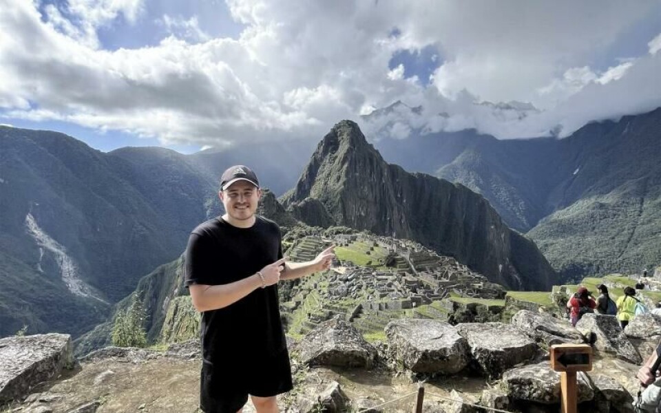 Leon Blomberg på väg upp för Machu PicchuFoto: