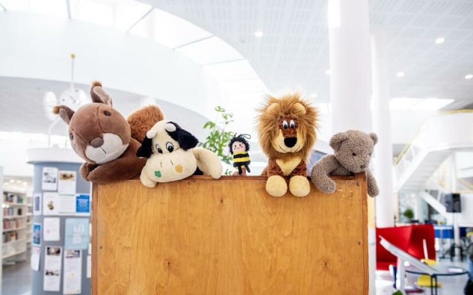 Kandidaterna i kramdjursvalet är Ekorren Eli, Kossan Kamomill, Biet Bim, Lars Lejon och Nallen Nixi.Foto: Hülya Tokur-Ehre