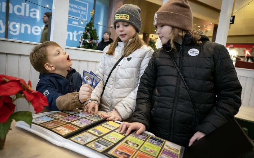 Byte av Pokemonkort, pokemon, Foto: DANIEL ERIKSSON