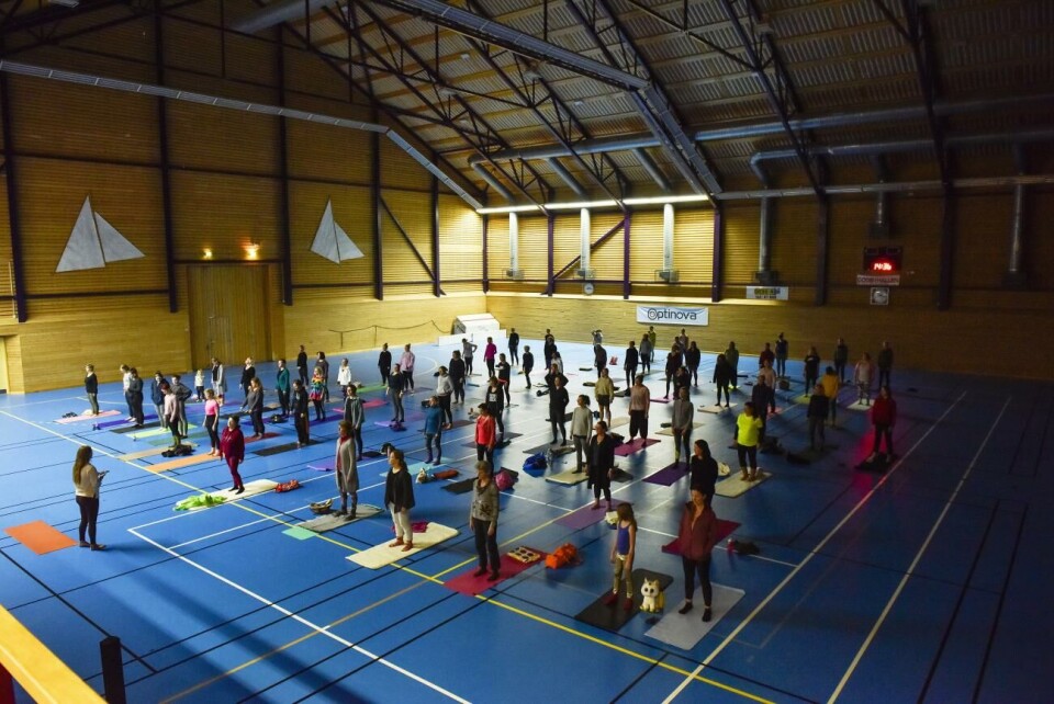 En möjlighet att sprida lugn i oroliga tider gavs i Ålands idrottscenter.