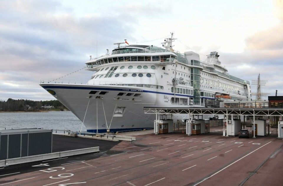 En bra affär för både köpare och säljare 071220 , 07122020 , 20201207 ,Idag började förberedelserna för tv-inspelningarna av TV4:s och C Mores deckardrama Agatha Christies Hjerson med början ombord på Birka Cruises fartyg i Västra hamnen som dom hyrt för inspelningen , Tv , Tv inspelning , film , filminspelning som svenska produktionsbolaget B-Reel Film gör