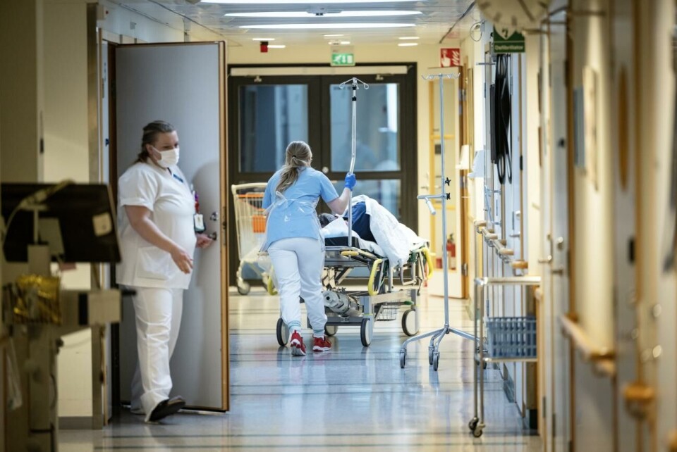 Ge personalen den uppskattning den förtjänar. Pengarna kan sparas någon annanstans. Personerna på bilden har inget med ledartexten att göra.Foto: Daniel Eriksson Ge personalen den uppskattning den förtjänar. Pengarna kan sparas någon annanstans. Personerna på bilden har inget med ledartexten att göra.Daniel Eriksson