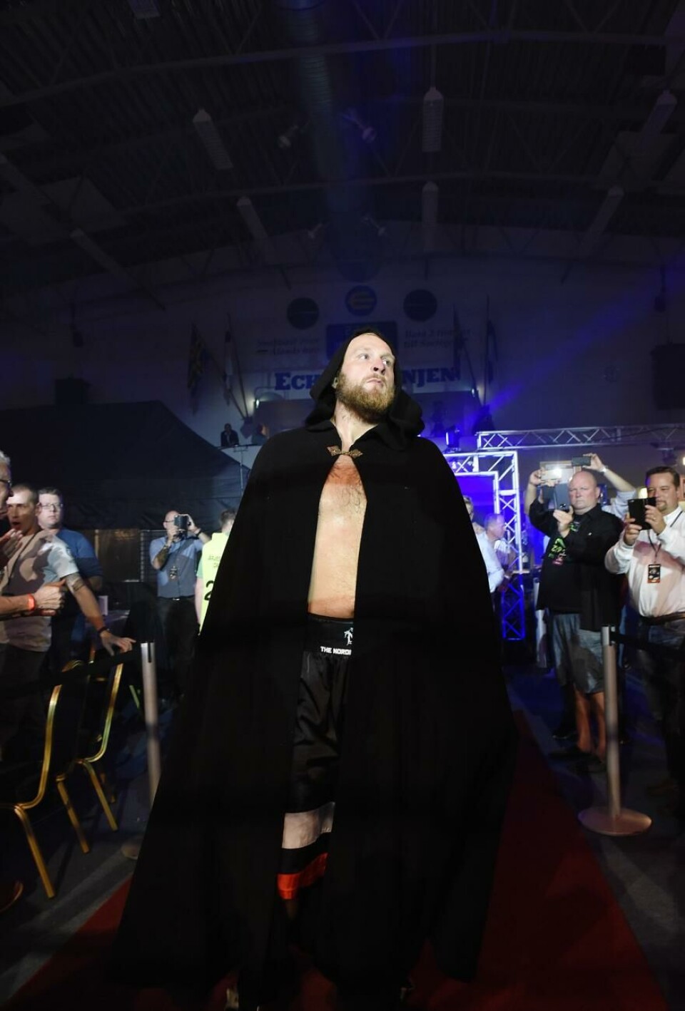 Robert Helenius hoppade in för att möta Anthony Joshua på kort varsel, men beskriver det själv som en möjlighet han inte kunde missa. Lumparlänningen hoppas på att vinna och sen få en chans på en titel. Boxning, Paf Boxing Gala, Baltichallen, Robert Helenius, @Foto:Theresa Axén