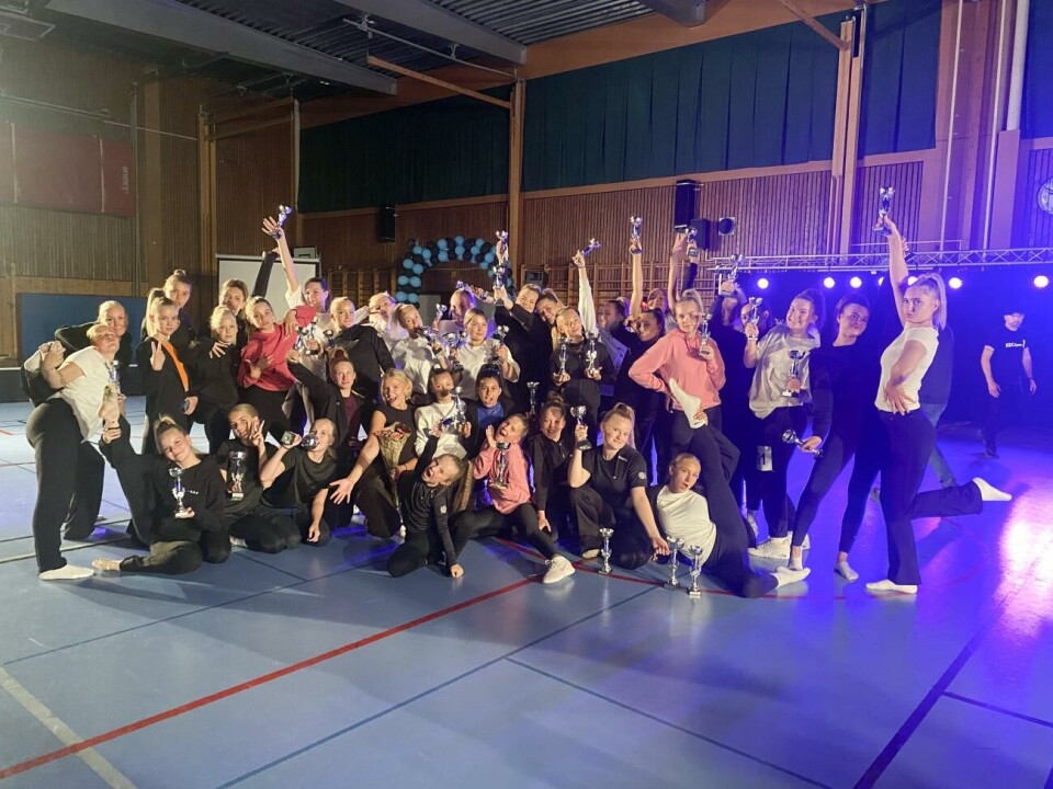 Team Dunderdans hade 37 dansare med sig till Karlskoga varav tolv debutanter.