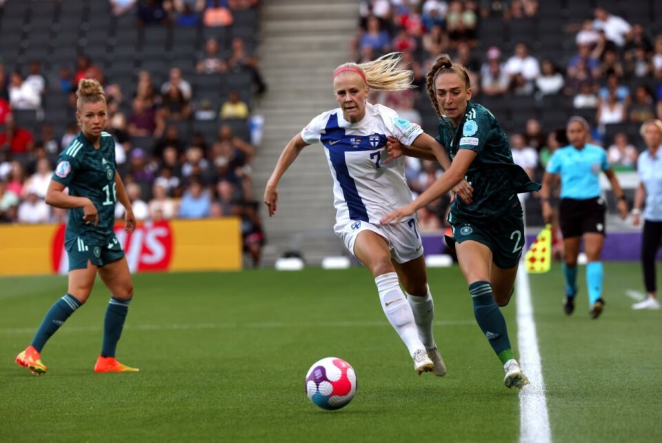 Adelina Engman fick 71 minuter i matchen mot Tyskland. UEFA Women's Euro 202216.7.2022, Stadium MK, Milton Keynes.Suomi - Saksa / Finland v Germany